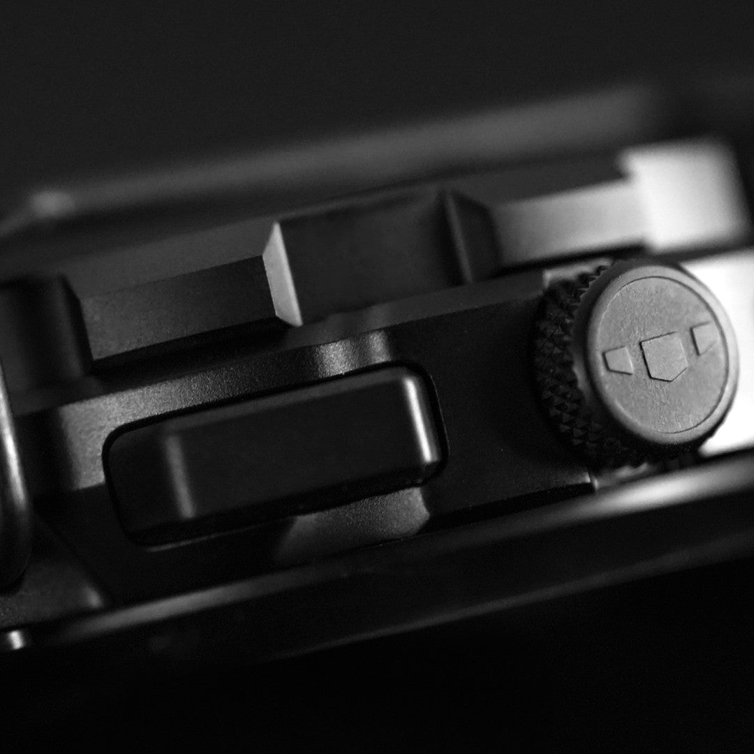 Evolvens TACTICAL - 49 mm Chronograph Military Watch - Desert